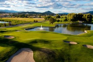 Kelowna_Springs_Hole_17_Green_Clouds_2012-1-1-1024x576